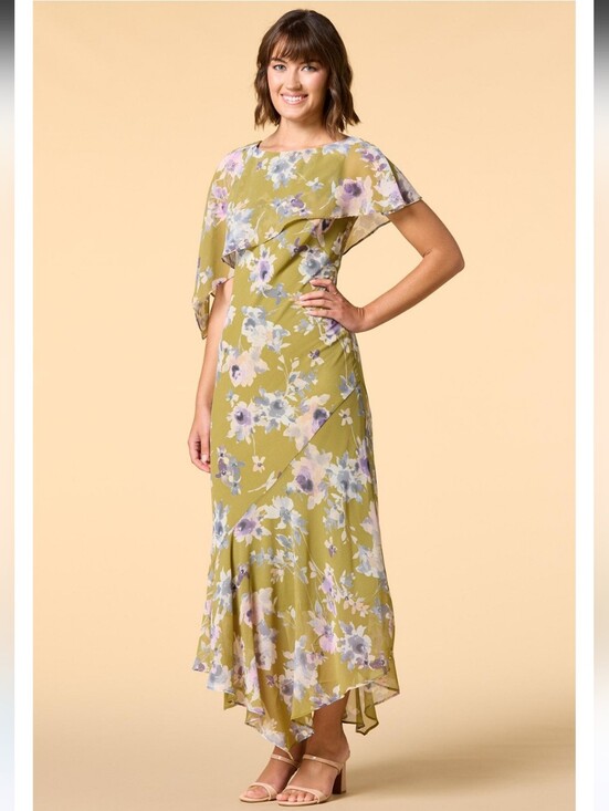 Zarr Collection Dresses & Skirts - Zarr Collection Floral Ruffle Midi Dress in Olive Green NWT